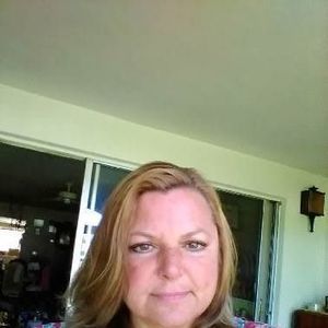 Meet your Posher, Cassandra